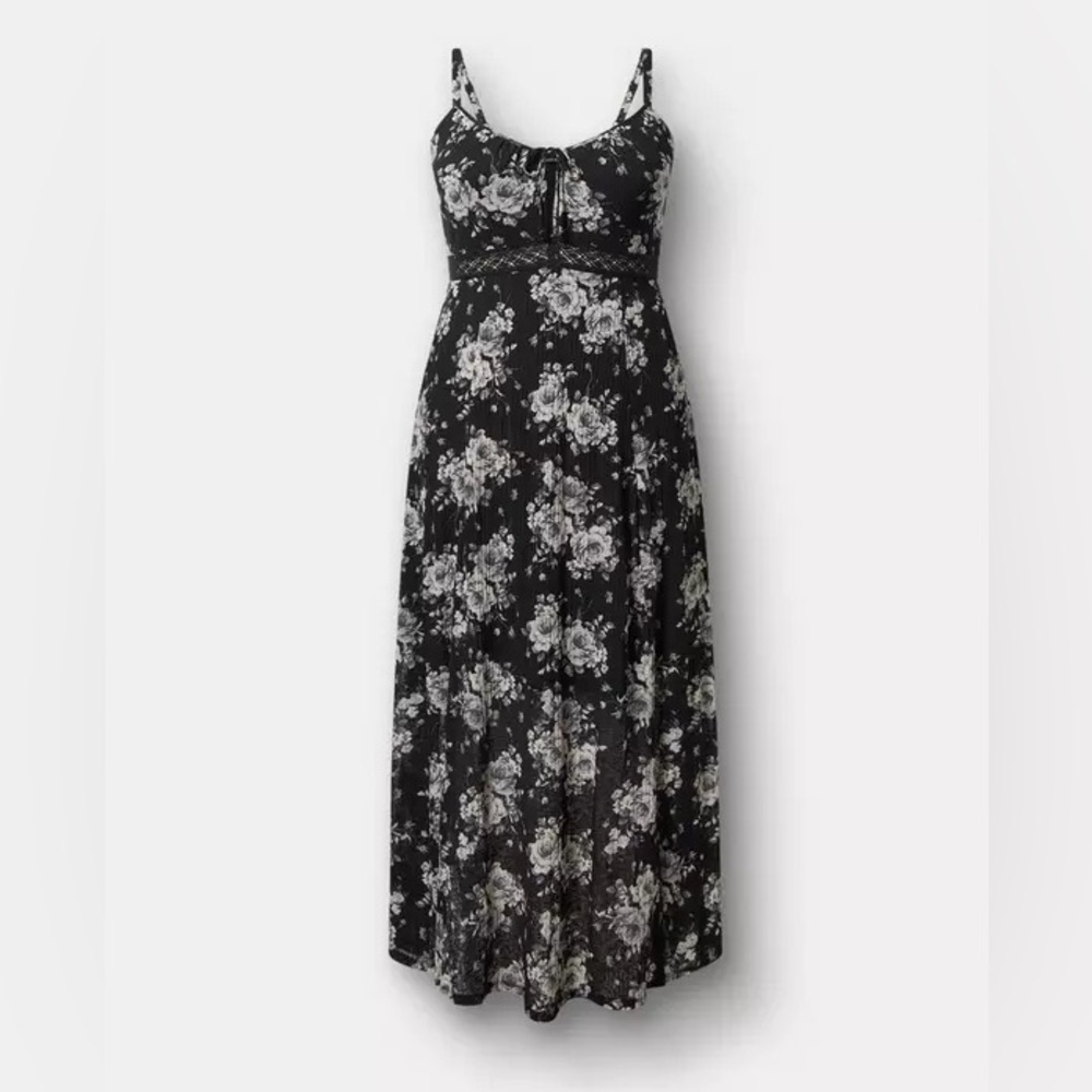 Torrid Black and Cream Floral Maxi Dress NWT Size 0/12/L
